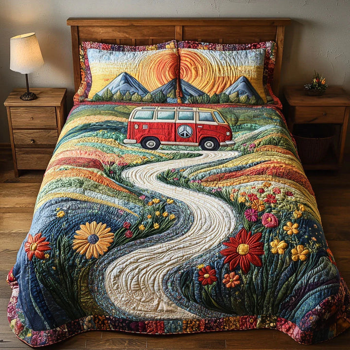 Quilted 3-Piece Bedding Set - Vintage Journey